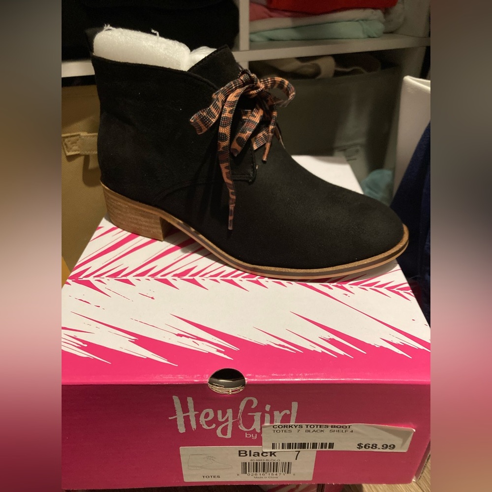 Corky Totes boot